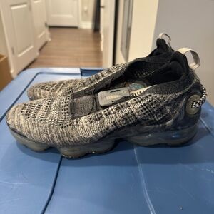 Nike Kids Gray and Black Sneakers
